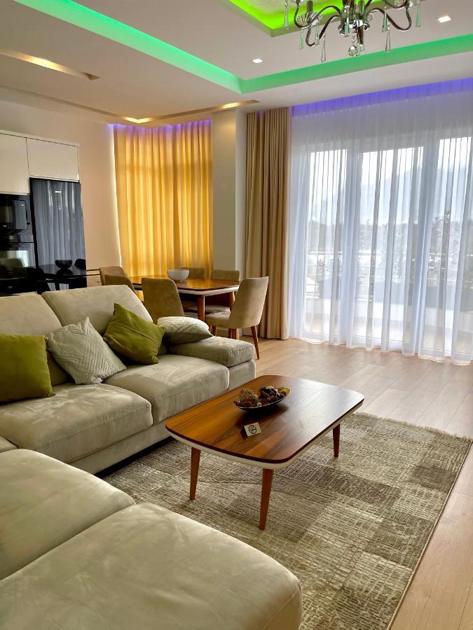 Queen'S Luxury Apartments Lake Tirana Exteriör bild
